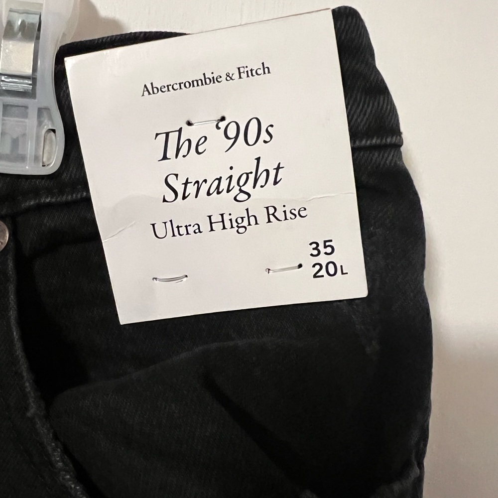 Abercrombie & Fitch The 90s Straight Ultra High Rise, size 35/20L